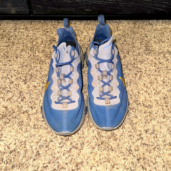 Custom Nike Shoes - Picture 2 of 5